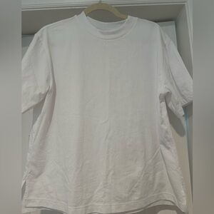 Uniqlo white T shirt, never worn